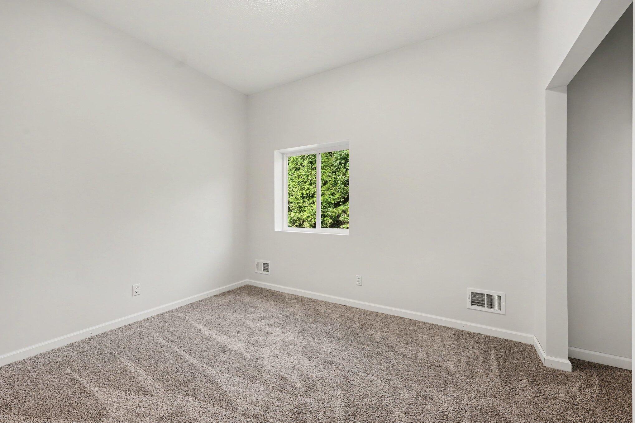 9854 Springport Road Parma, MI 49269 - Photo 20 of 35 Bed 2