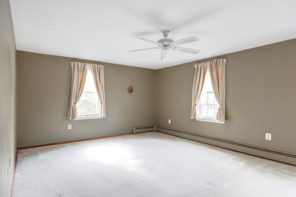 20 Meadow Road, Unit 20 Uxbridge, MA 01569 - Photo 17 of 20 Gallery Image 17