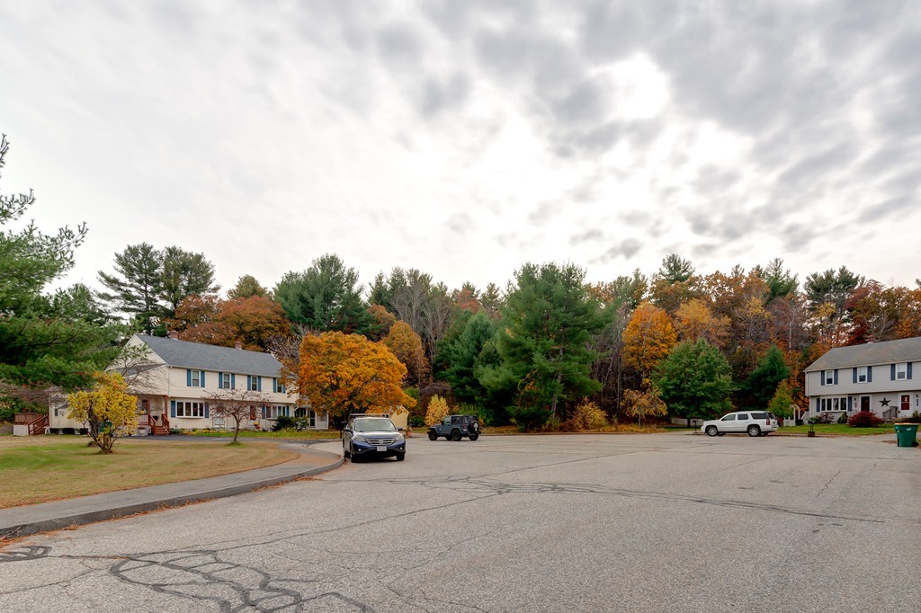 20 Meadow Road, Unit 20 Uxbridge, MA 01569 - Photo 2 of 20 Gallery Image 2