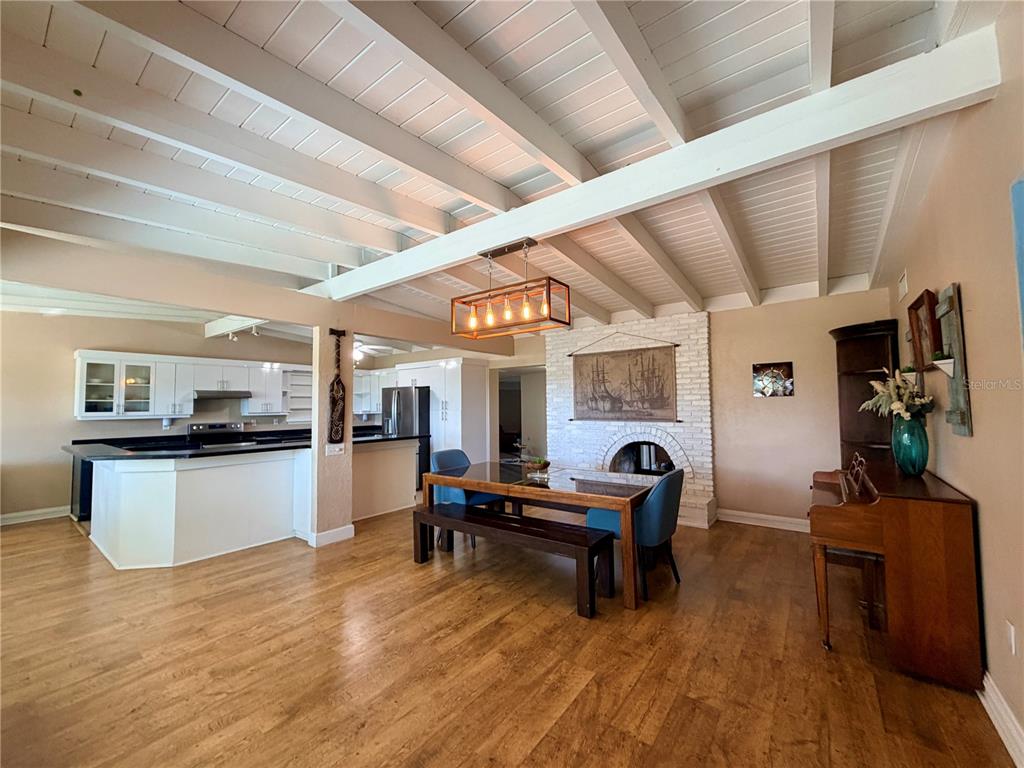 318 North Riverside Drive Edgewater, FL 32132 - Photo 19 of 34 Gallery Image 19