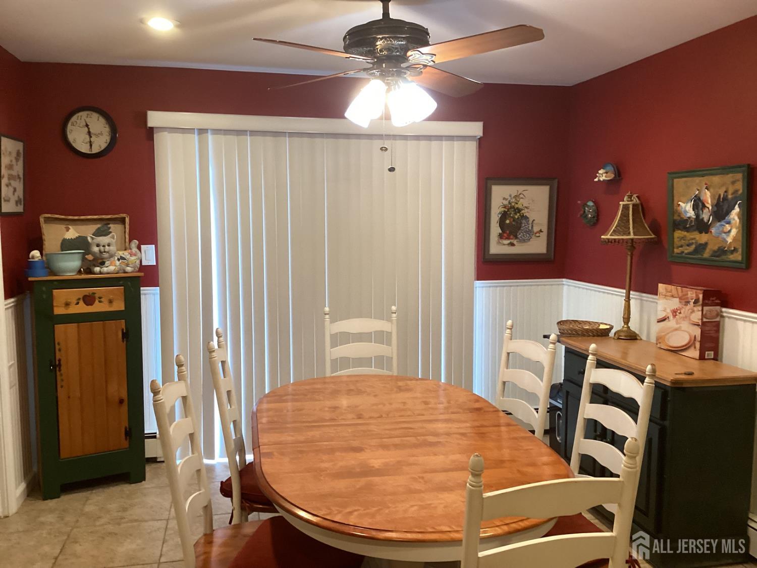 41 Faith Lane Matawan, NJ 07747 - Photo 14 of 24 a room with table and chair