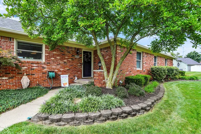 $450,000 | 6540 Nathan Lane, Indianapolis, IN 46237