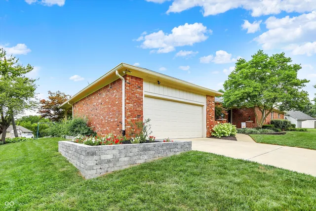 $450,000 | 6540 Nathan Lane, Indianapolis, IN 46237