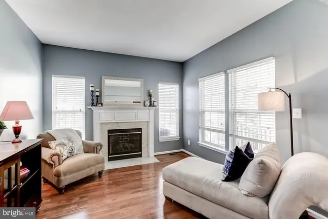 $3,000 | 10106 Sir Reynard Lane, Bristow, VA 20136