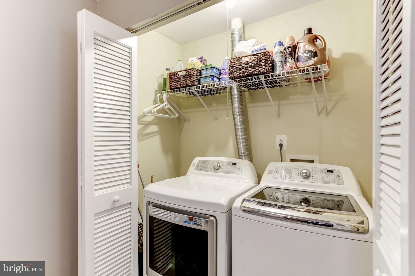 10106 Sir Reynard Lane Bristow, VA 20136 - Photo 22 of 28 a utility room with dryer and washer