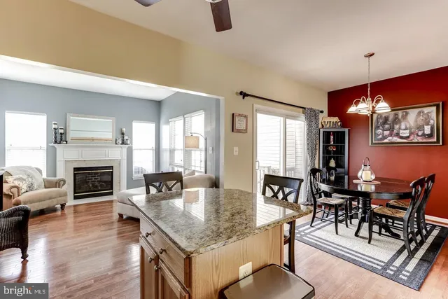 $3,000 | 10106 Sir Reynard Lane, Bristow, VA 20136