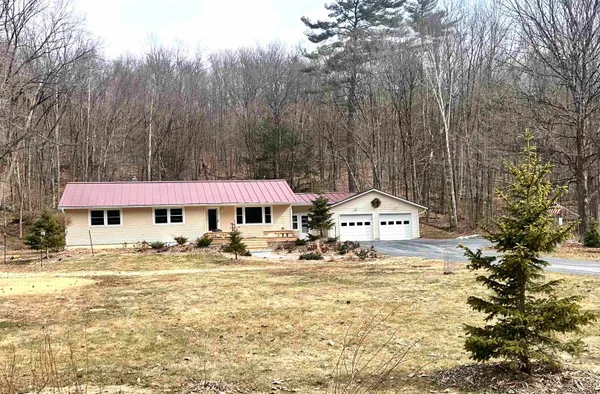 $468,000 | 1537 Lake Dunmore Road, Leicester, VT 05733