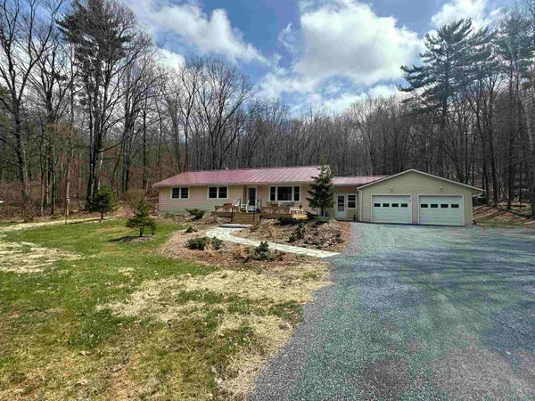 $468,000 | 1537 Lake Dunmore Road, Leicester, VT 05733