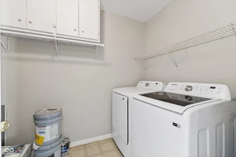 $279,900 | 8277 South Evening Drive, Pendleton, IN 46064