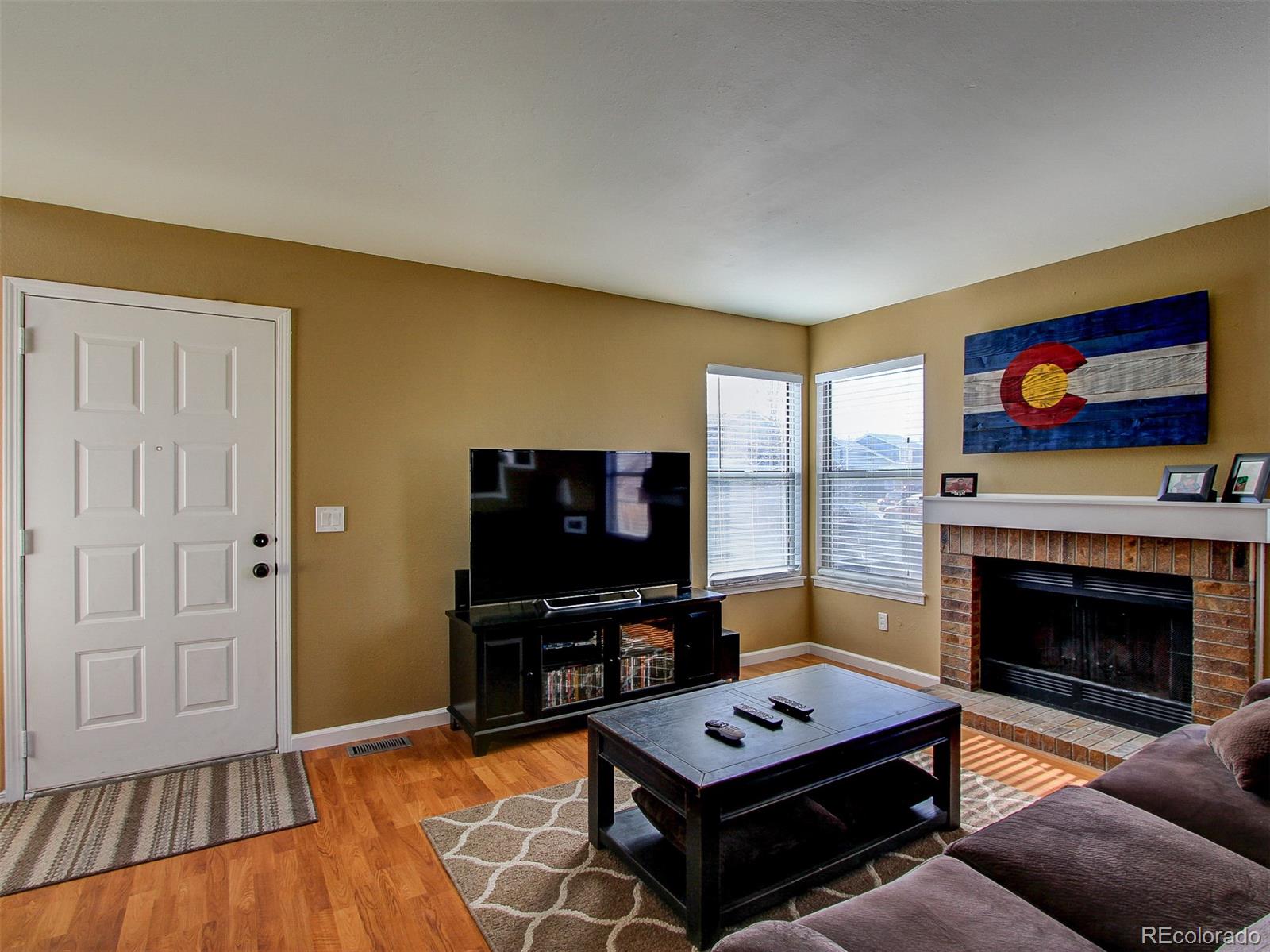 566 James Street Highlands Ranch, CO 80126 - Photo 6 of 17 Gallery Image 6