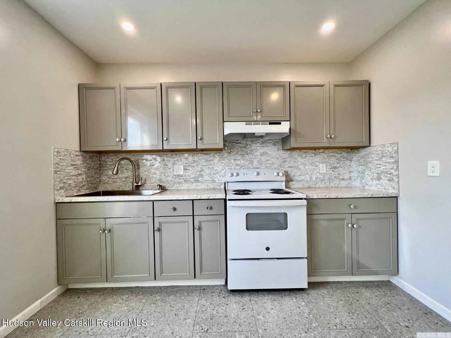 555 Green Lake Road Catskill, NY 12414 - Photo 8 of 10 8