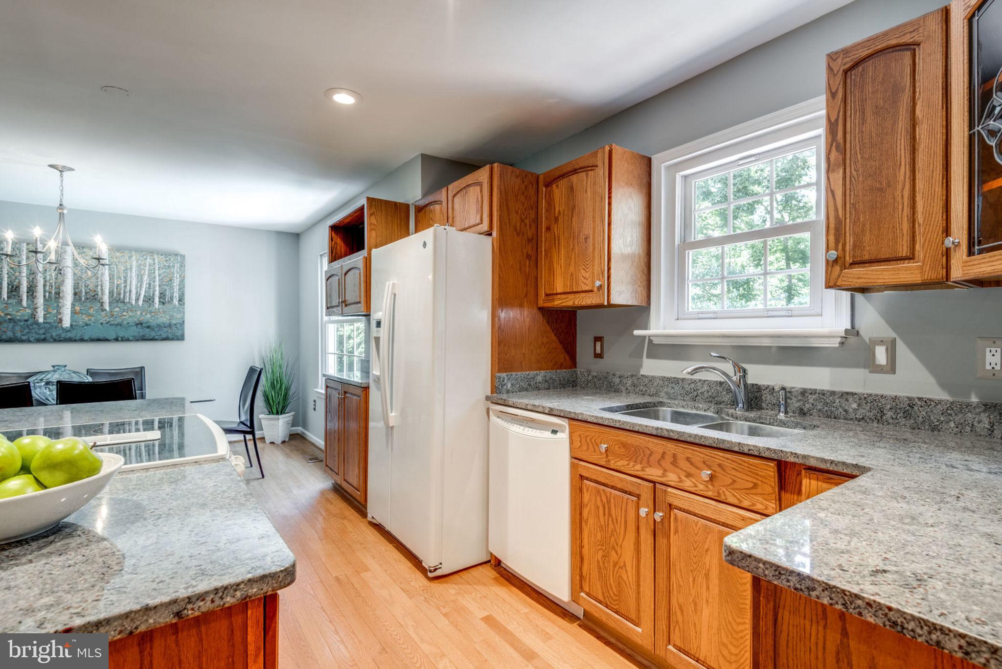834 Potomac Ridge Court Sterling, VA 20164 - Photo 17 of 45 Gallery Image 17