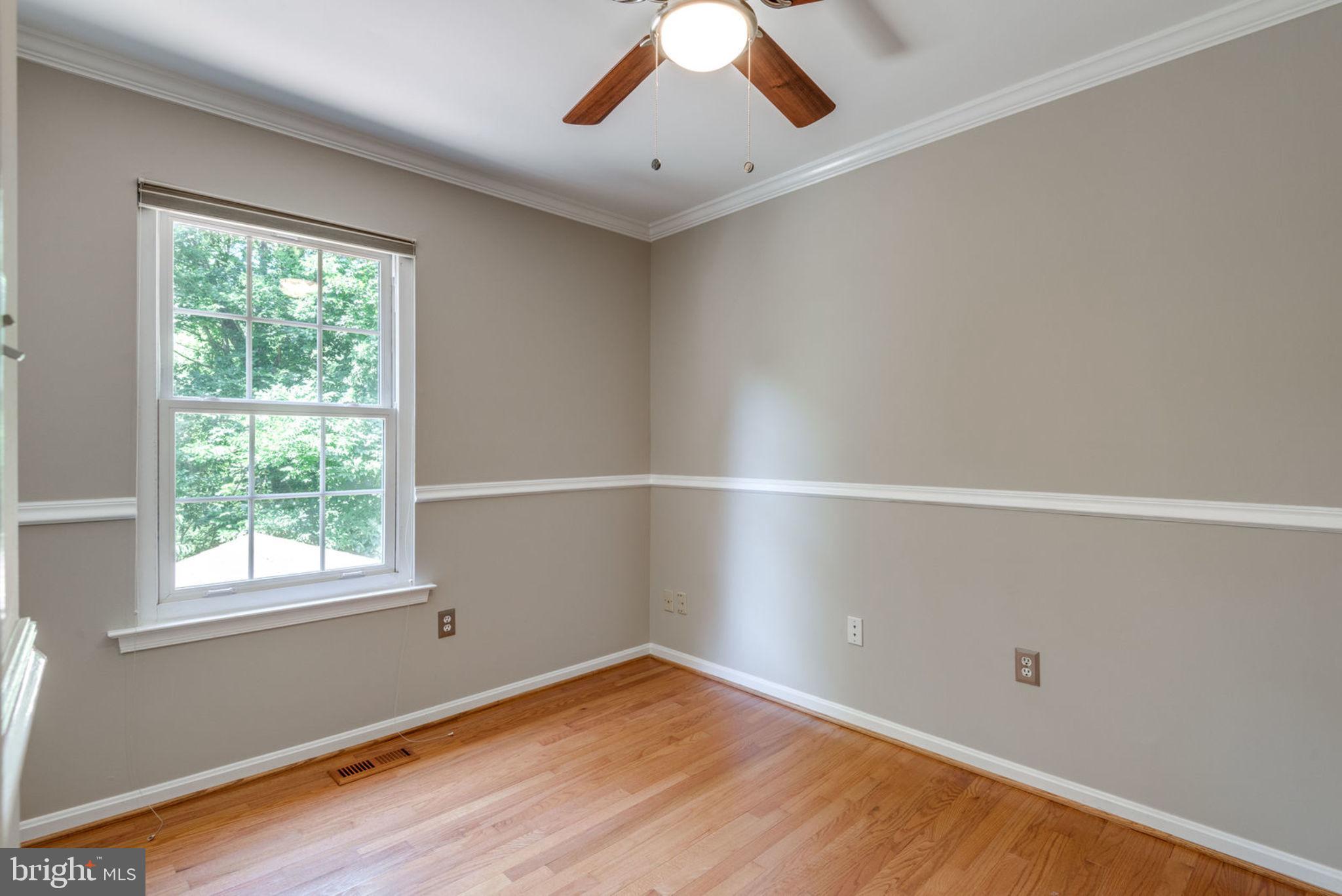 834 Potomac Ridge Court Sterling, VA 20164 - Photo 24 of 45 Gallery Image 24