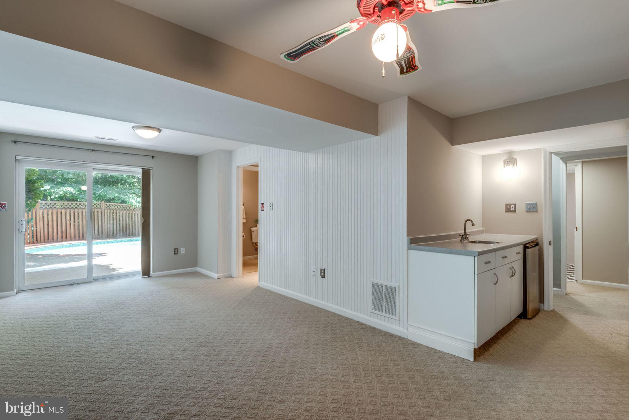 834 Potomac Ridge Court Sterling, VA 20164 - Photo 32 of 45 Gallery Image 32