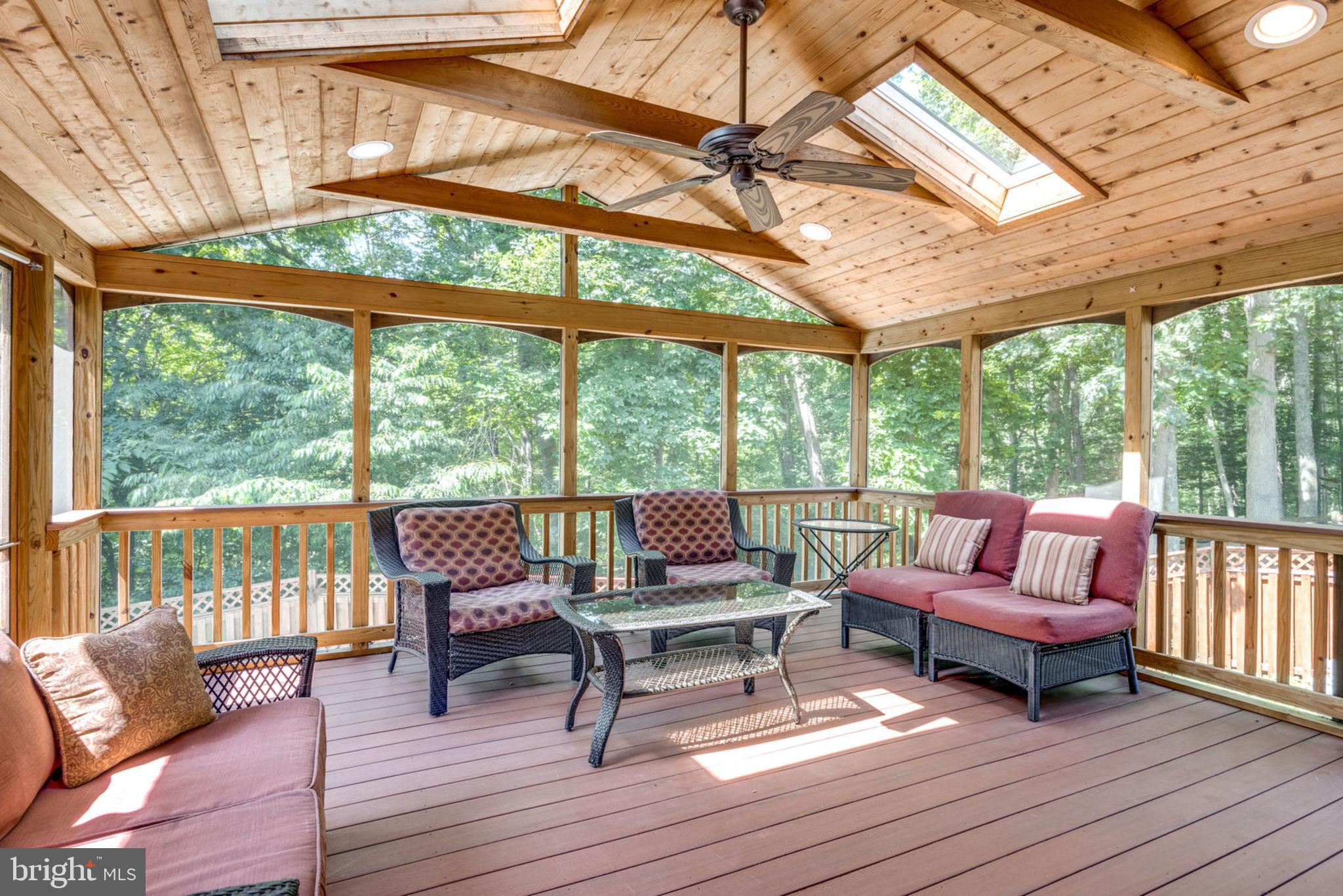 834 Potomac Ridge Court Sterling, VA 20164 - Photo 37 of 45 Gallery Image 37