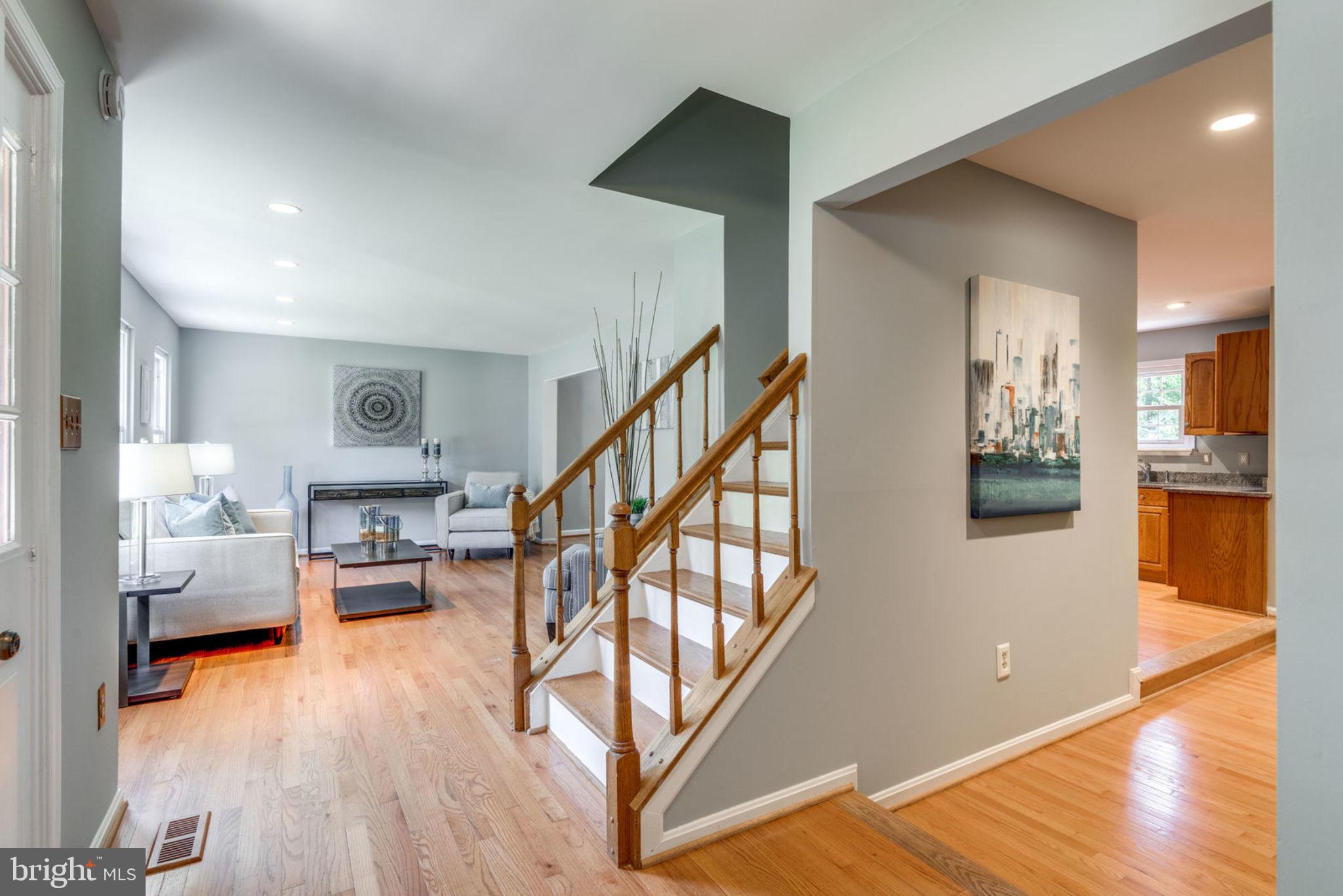834 Potomac Ridge Court Sterling, VA 20164 - Photo 10 of 45 Gallery Image 10