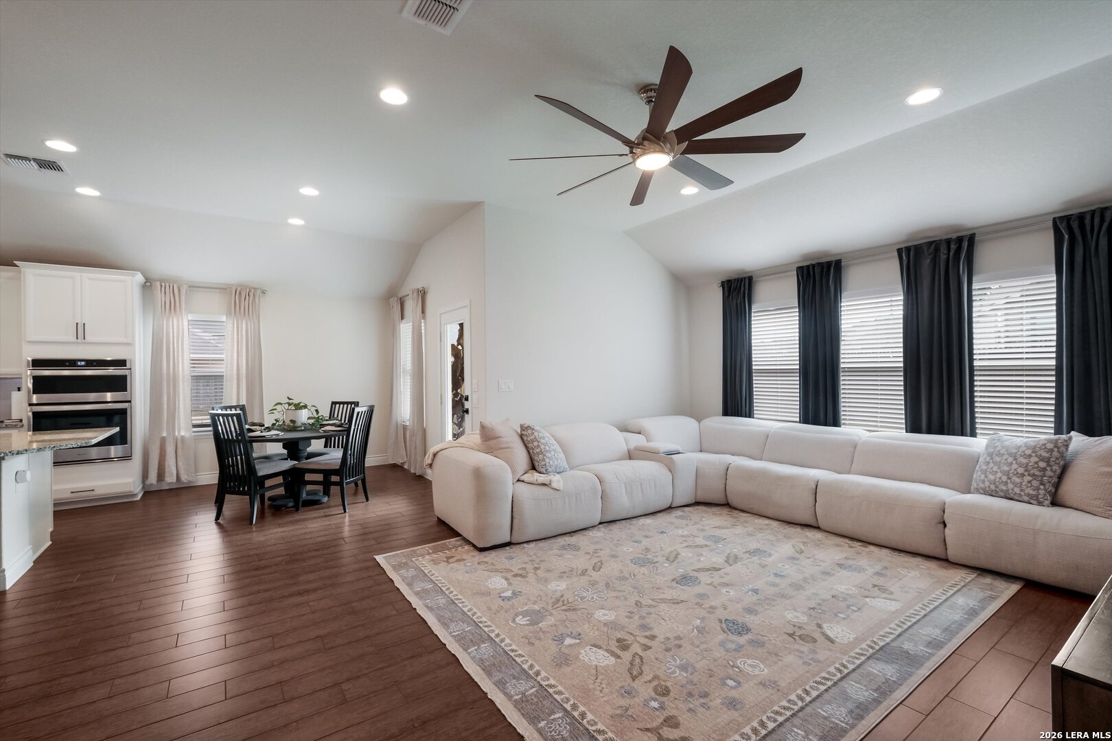 109 Aberdeen Boerne, TX 78015 - Photo 18 of 36