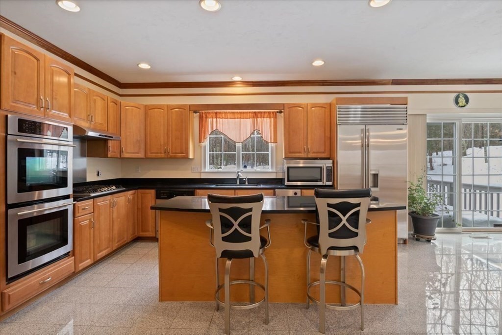69 Aspen Road Sharon, MA 02067 - Photo 16 of 39