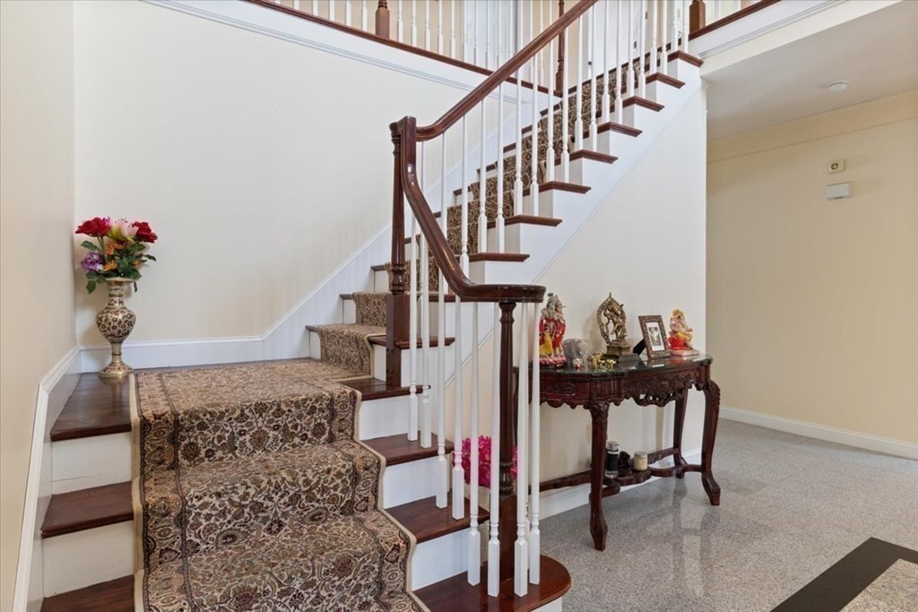 69 Aspen Road Sharon, MA 02067 - Photo 9 of 39