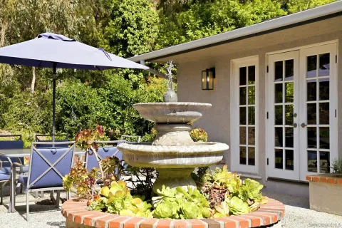 $3,249,000 | 6859 Avenida Andorra, La Jolla, CA 92037