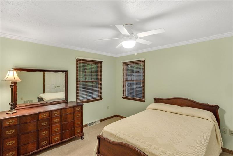 380 Christy Road Eighty Four, PA 15330 - Photo 18 of 25 Gallery Image 18