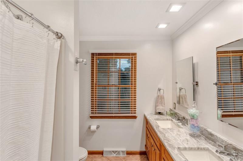 380 Christy Road Eighty Four, PA 15330 - Photo 20 of 25 Gallery Image 20