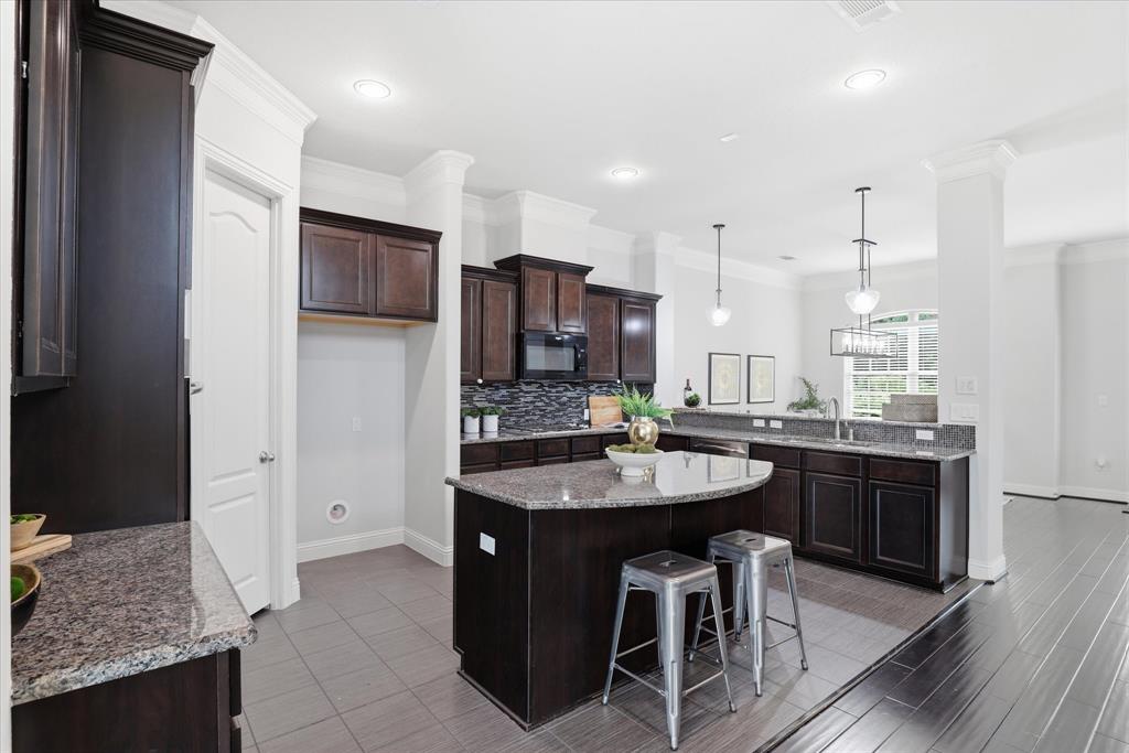 655 Rockingham Drive Irving, TX 75063 - Photo 12 of 40
