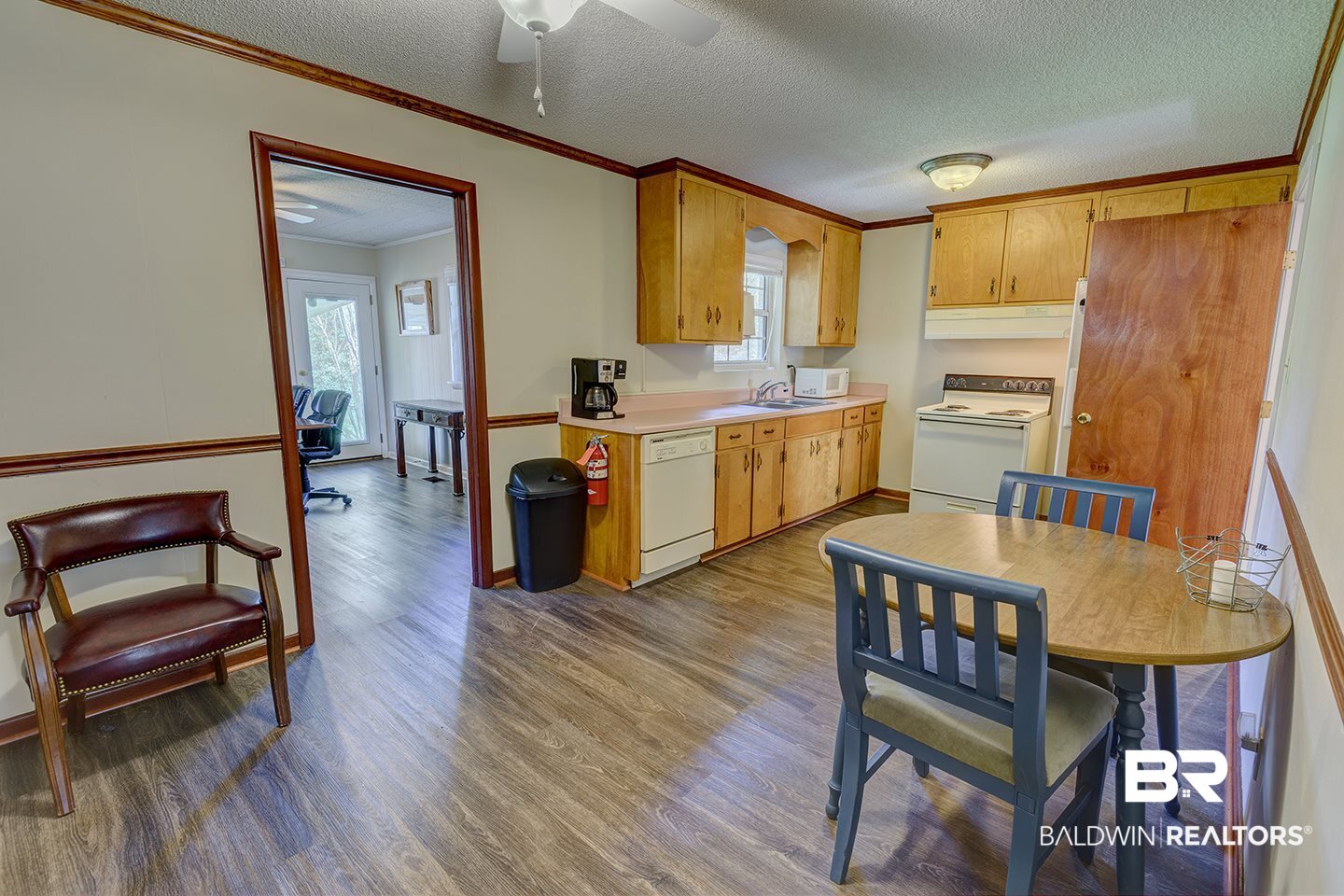 19009 State Highway 181 Fairhope, AL 36532 - Photo 10 of 28 Kitchen Eat In Dining