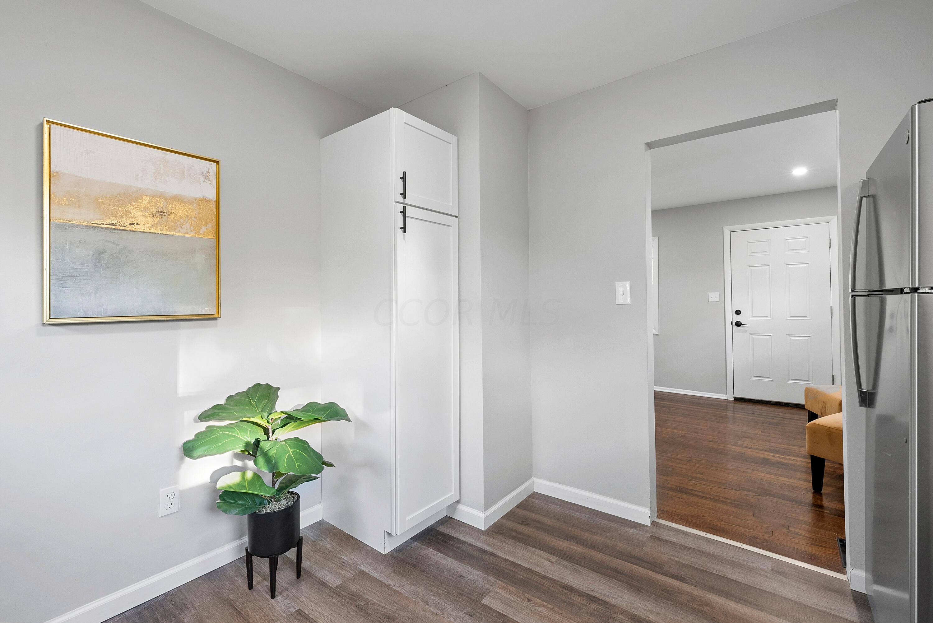 2984 Hampshire Road Columbus, OH 43209 - Photo 10 of 24 DSC05089