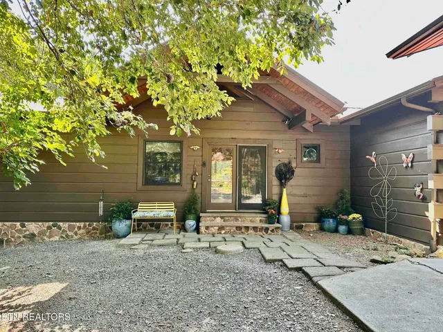 $1,199,000 | 575 Ironsburg Road, Tellico Plains, TN 37385