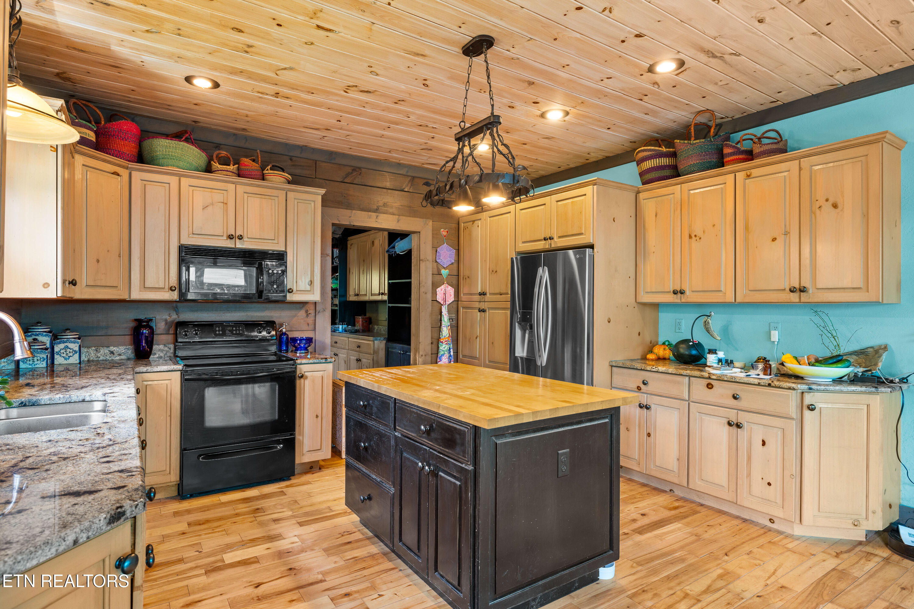 575 Ironsburg Road Tellico Plains, TN 37385 - Photo 12 of 60 575IronsburgRd-26