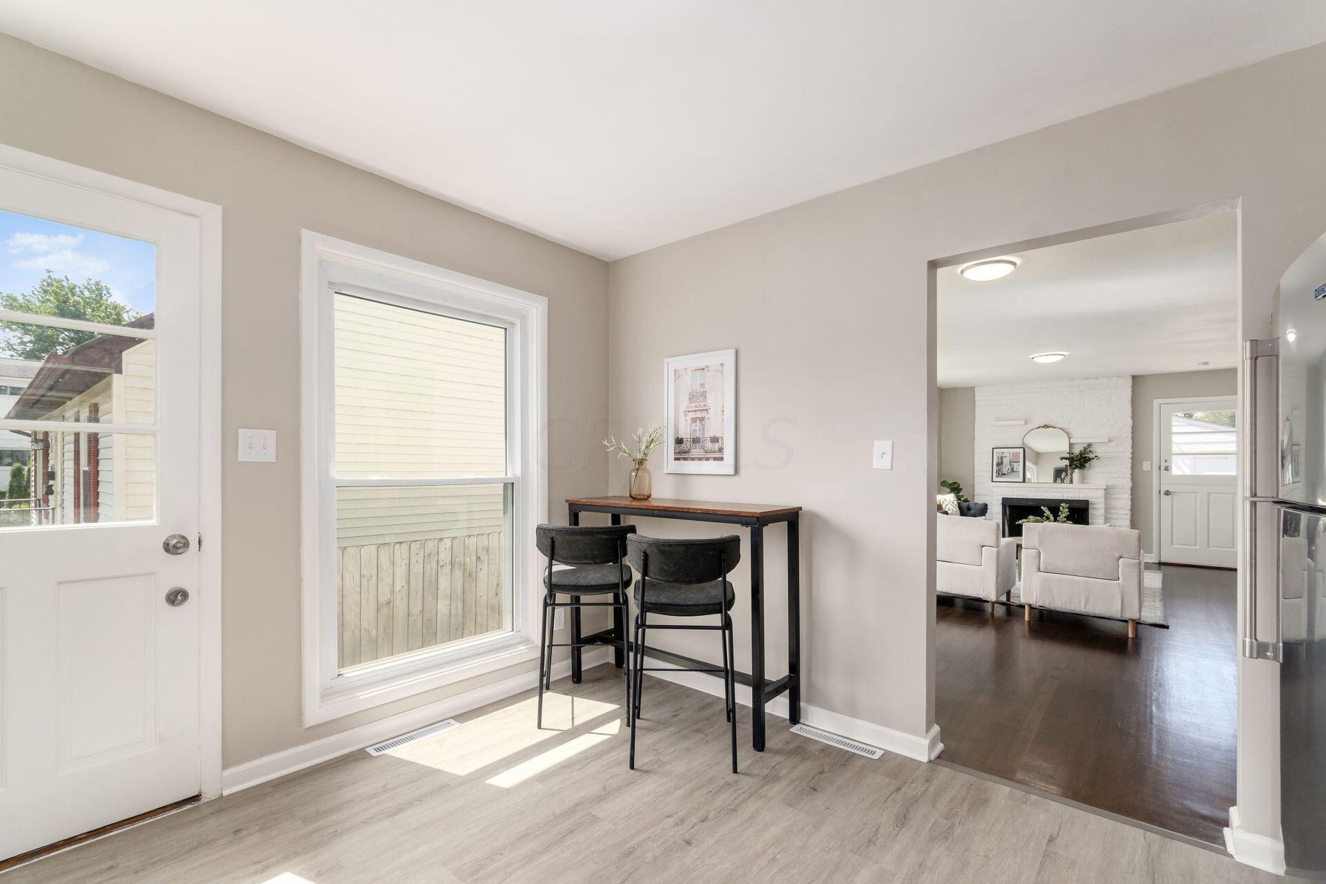 985 Bernhard Road Columbus, OH 43213 - Photo 12 of 40 044_S - 985 Bernhard Rd - 021