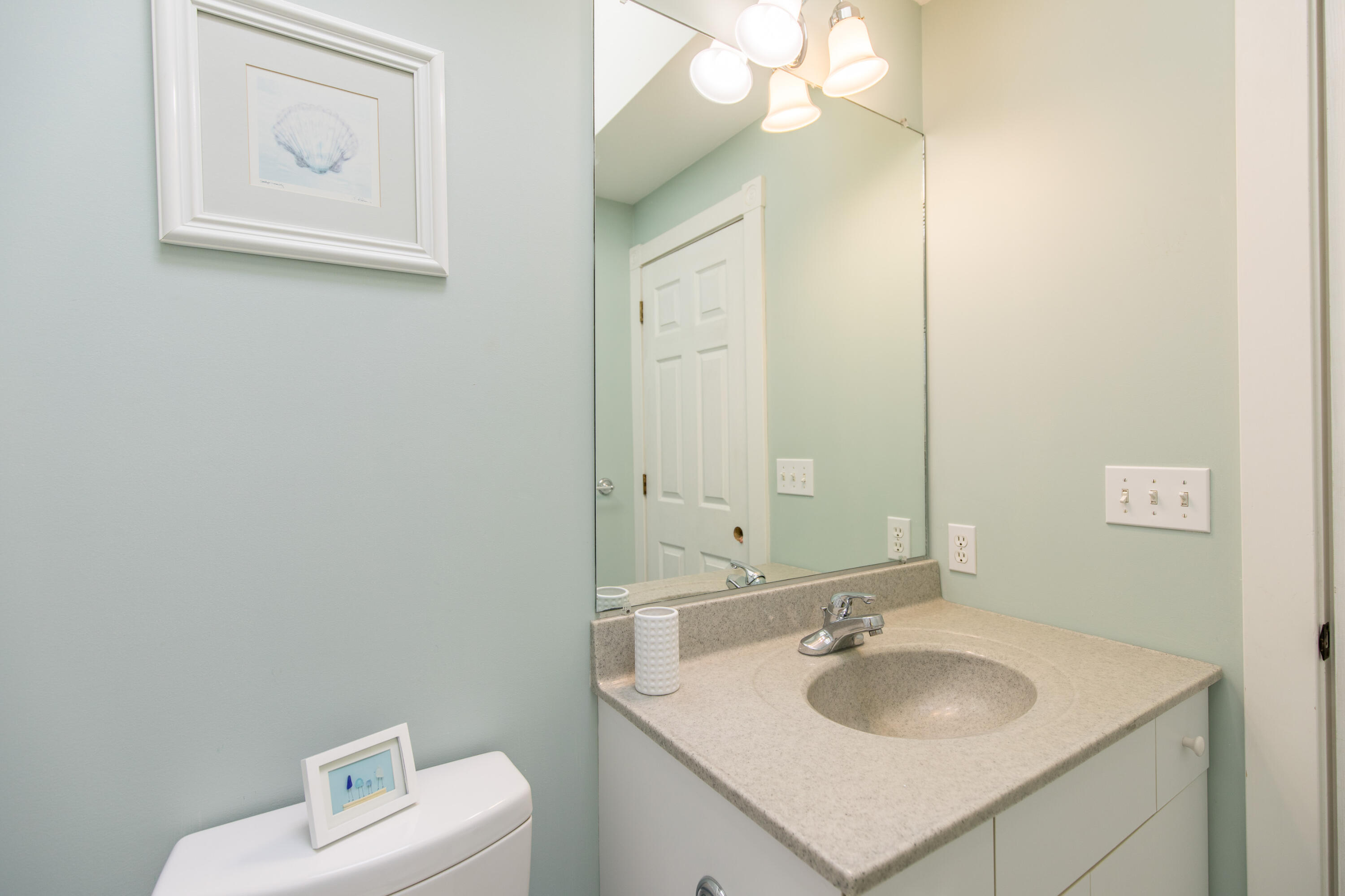 70 Cottage Park Road Portland, ME 04103 - Photo 41 of 58 70 Cottage Park Portland-42