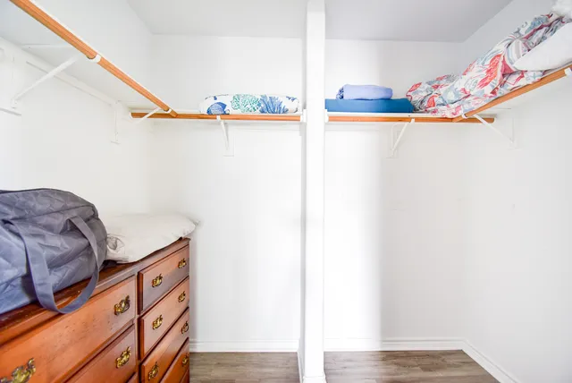 a view of utility room