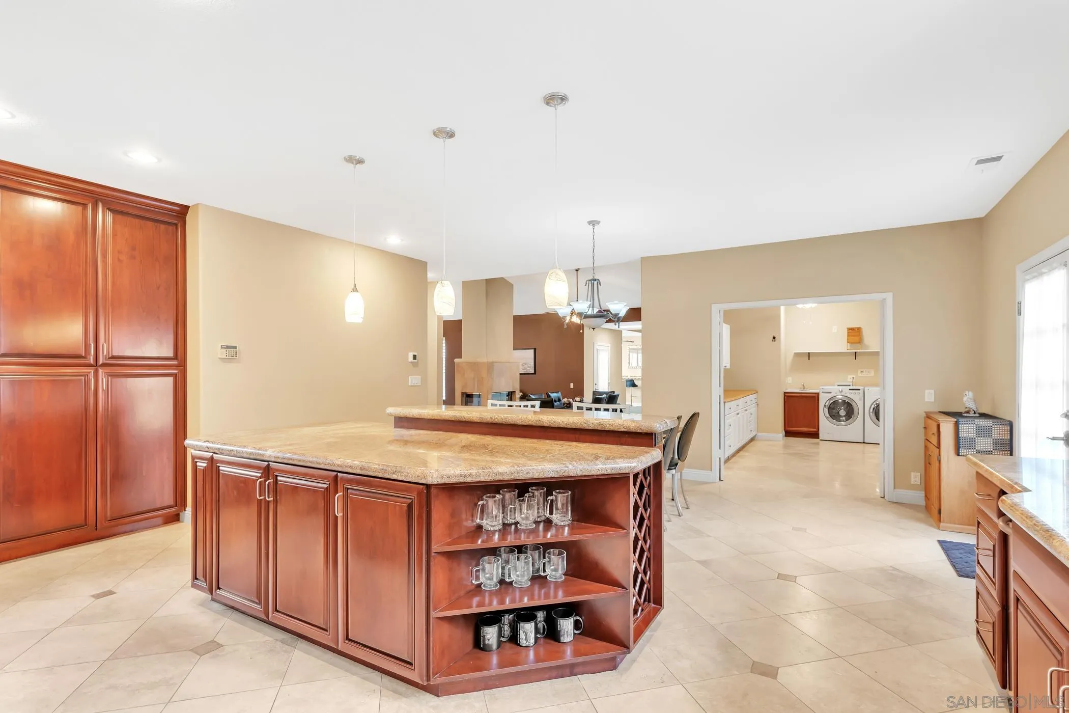 2389 Victoria Circle Alpine, CA 91901 - Photo 15 of 75