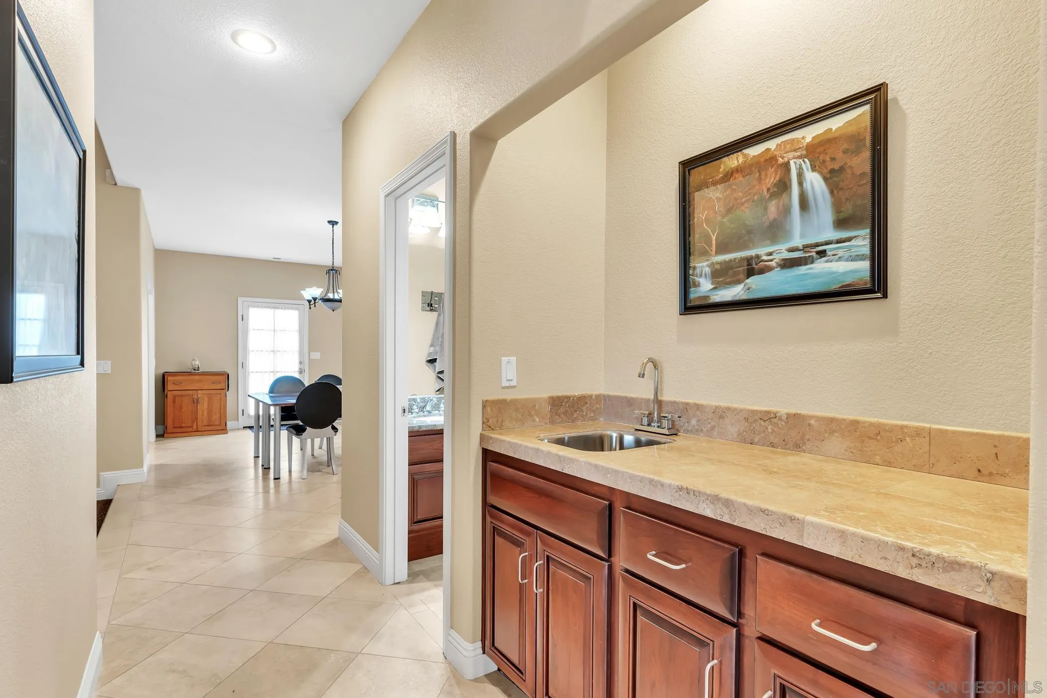 2389 Victoria Circle Alpine, CA 91901 - Photo 18 of 75 a spacious bathroom with a granite countertop sink a mirror and a bathtub