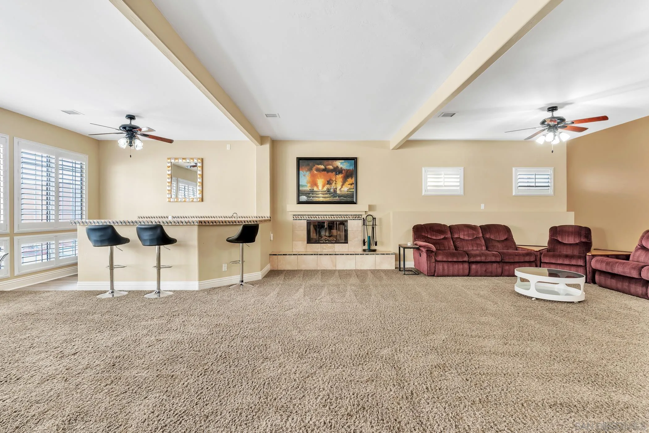 2389 Victoria Circle Alpine, CA 91901 - Photo 37 of 75 a living room with furniture and a lamp