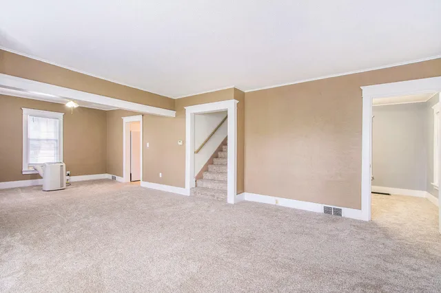 $160,000 | 240 Stillwell Avenue, Michigan Center, MI 49254