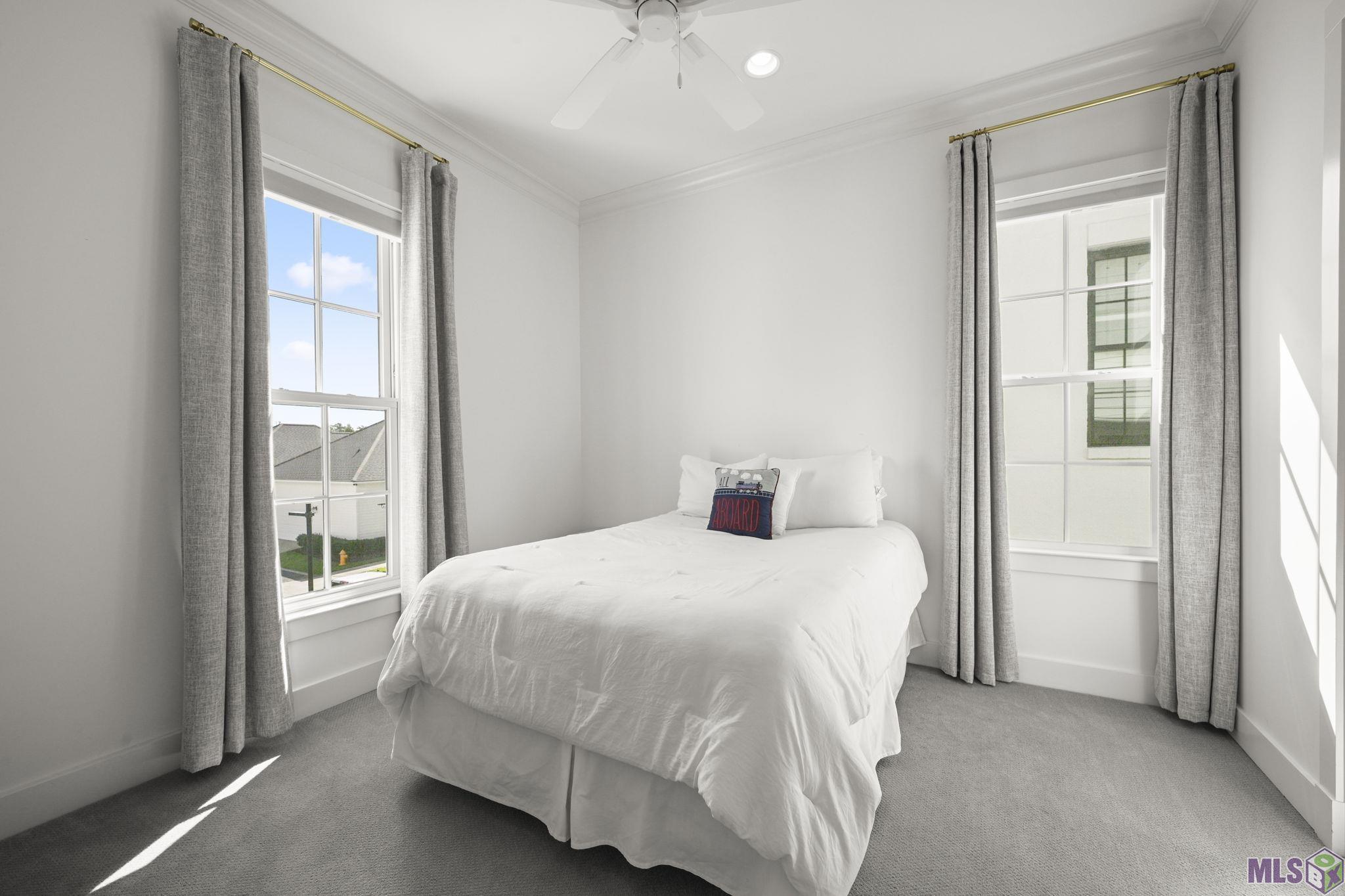 5026 Mimosa Street Baton Rouge, LA 70808 - Photo 22 of 44 Upstairs Guest Bedroom