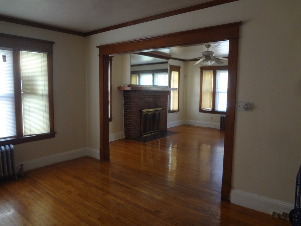 147 Leyfred Terrace Springfield, MA 01108 - Photo 3 of 15 Gallery Image 3
