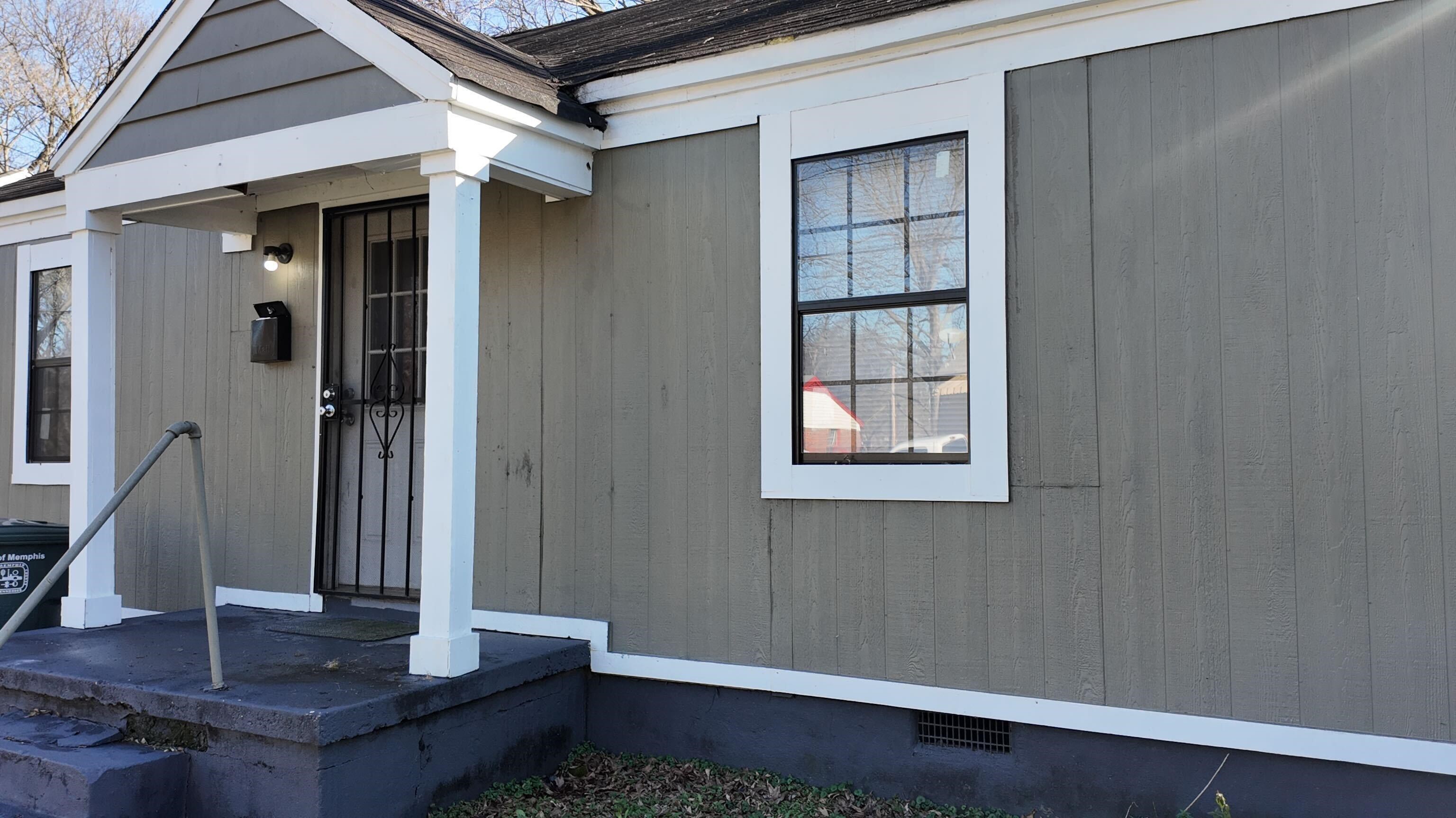 237 Modder Avenue Memphis, TN 38109 - Photo 9 of 19 a view of staircase with wooden floor and a potted plant