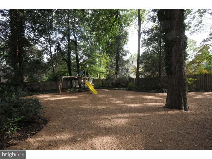 736 Hemlock Road Media, PA 19063 - Photo 13 of 25 Back Yard