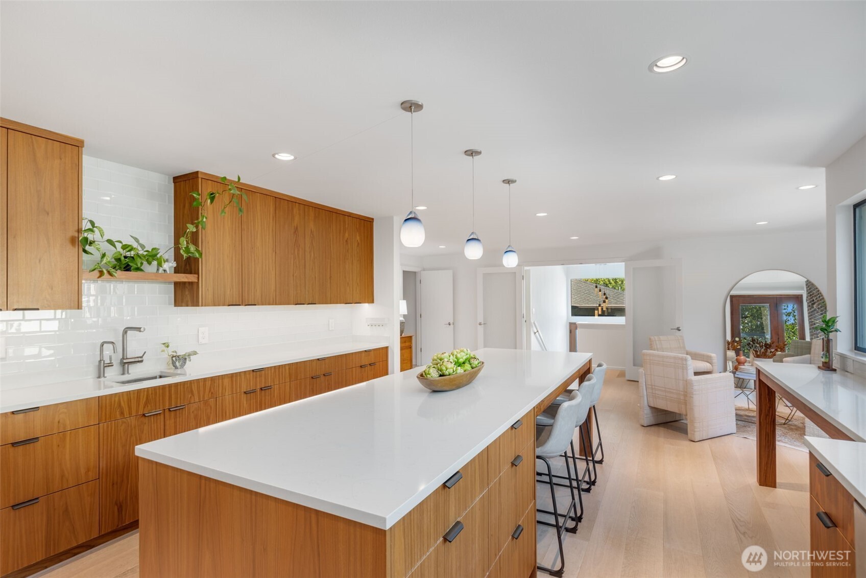 6667 Northeast Windermere Road Seattle, WA 98115 - Photo 12 of 40