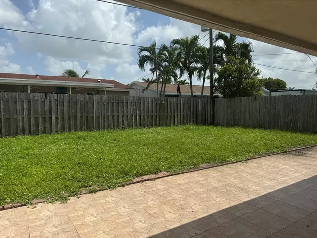 $3,500 | 9651 Sunset Strip, Sunrise, FL 33322