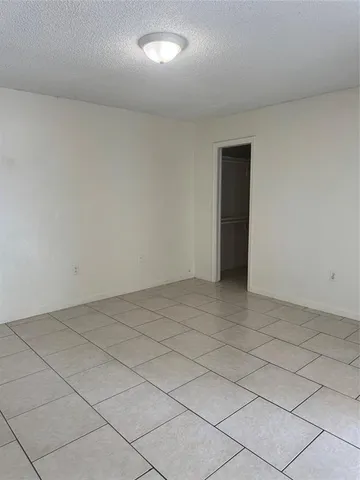 $3,500 | 9651 Sunset Strip, Sunrise, FL 33322