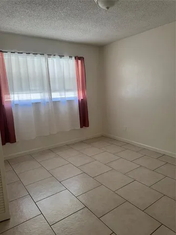 $3,500 | 9651 Sunset Strip, Sunrise, FL 33322