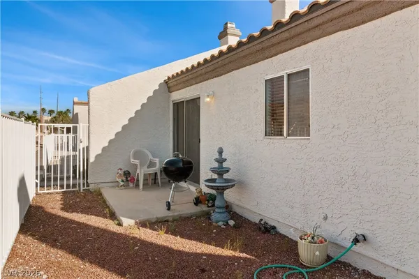 $210,000 | 2124 Pebble Creek Lane, Laughlin, NV 89029
