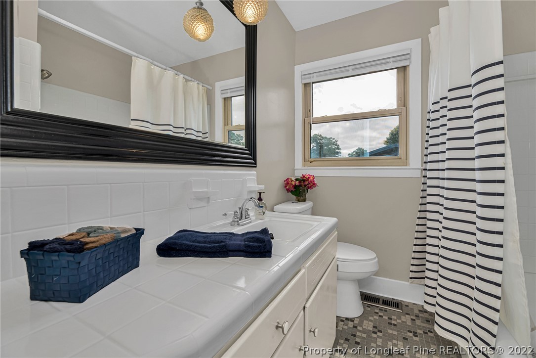 517 Lancaster Road Fayetteville, NC 28303 - Photo 10 of 18 Gallery Image 10