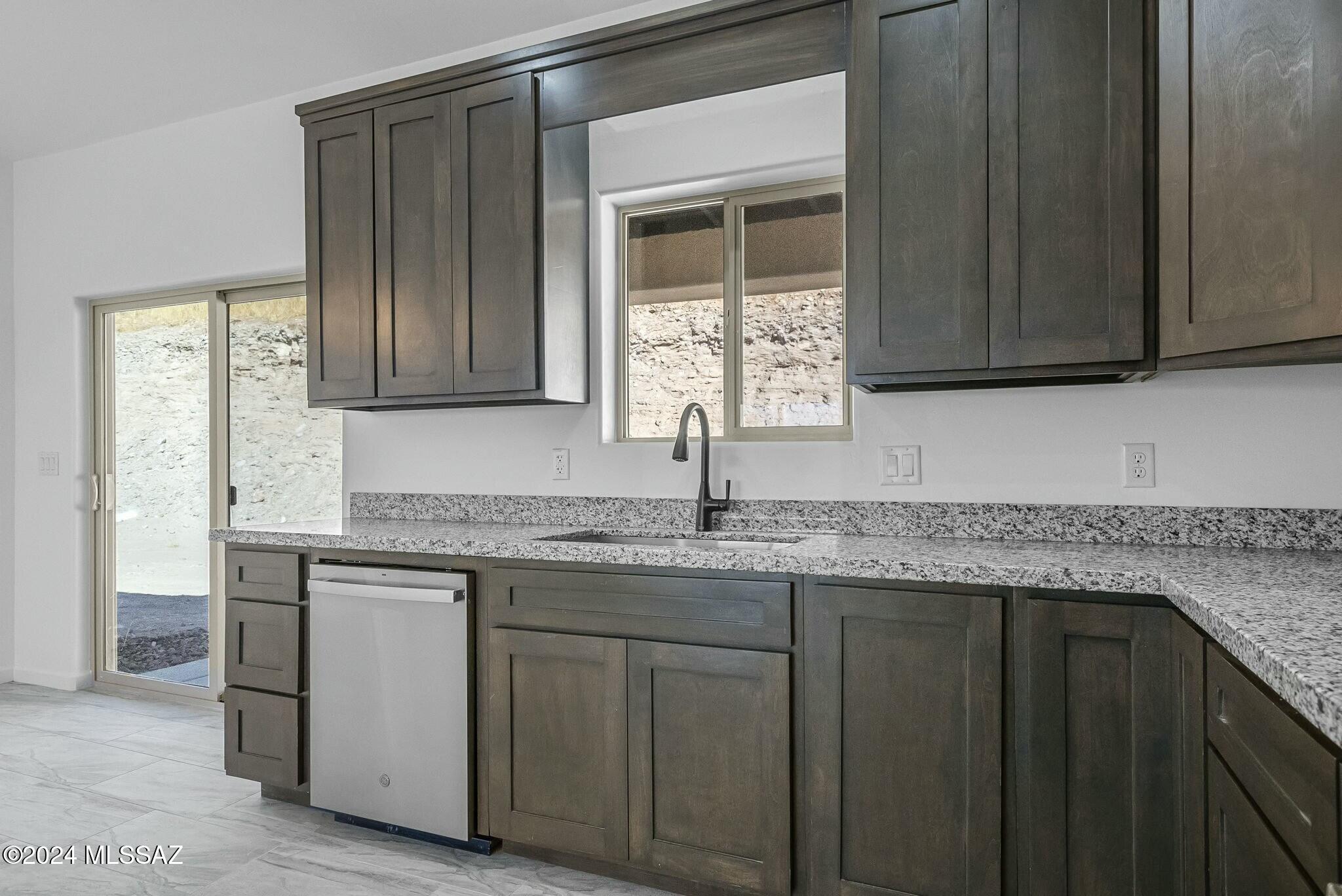 290 Paseo Mascota Rio Rico, AZ 85648 - Photo 9 of 27