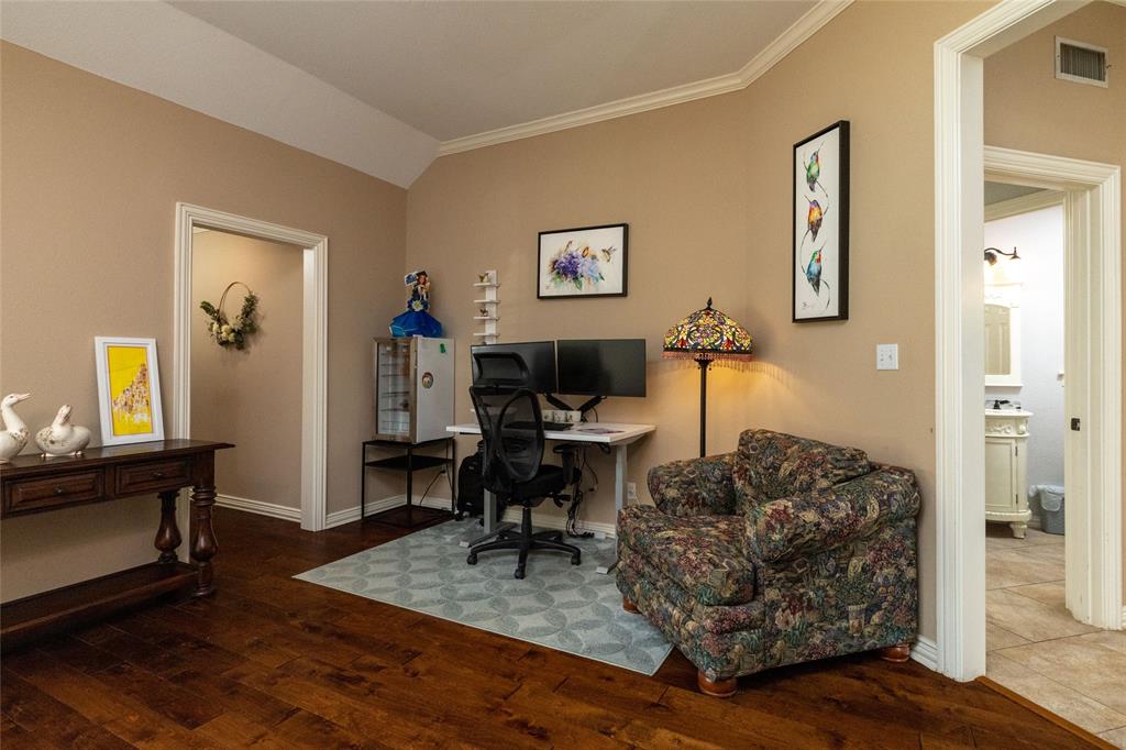 5005 Shadowood Road Colleyville, TX 76034 - Photo 10 of 40